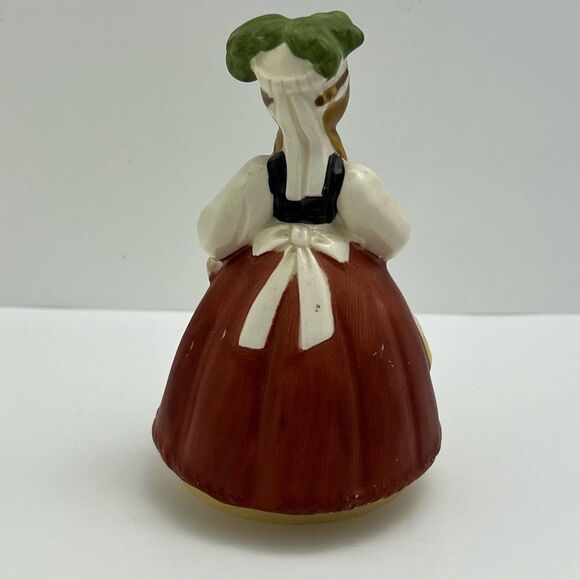 Vintage‎ Beer Barrel Polka Ceramic Woman Figurine Music Box Sankyo Made in Japan - Picture 3 of 5